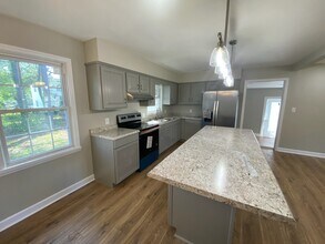 105 Fort Dr in Washington, NC - Building Photo - Building Photo