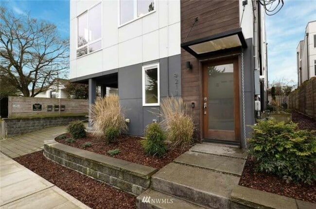 property at 9213 15th Ave SW