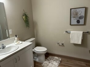 California Grand Manor Senior Apartments in Atascadero, CA - Building Photo - Building Photo