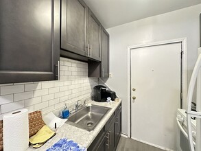 929 W Sunnyside Ave in Chicago, IL - Building Photo - Building Photo