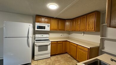 3550 E Colorado Ave, Unit E. Colorado Ave in Denver, CO - Building Photo - Building Photo