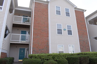 803 Bryce Ct, Unit F in Wilmington, NC - Building Photo - Building Photo