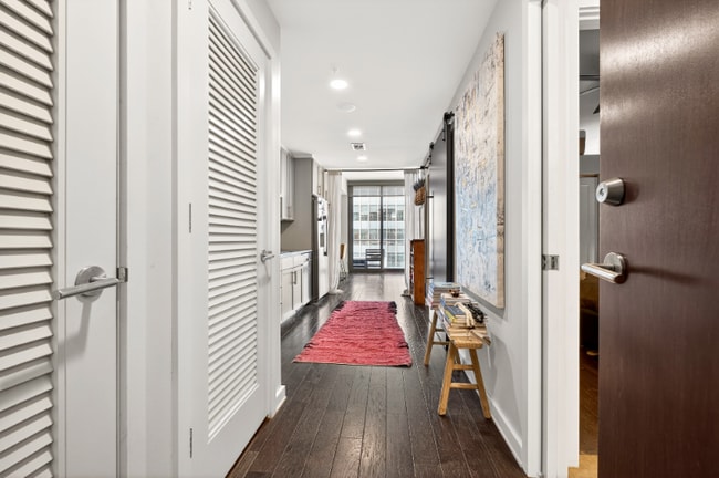 1212 Laurel St, Unit 1312 in Nashville, TN - Building Photo - Building Photo