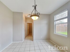 517 Cassia Way in Arlington, TX - Building Photo - Building Photo