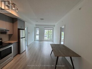 1709-1709 Bur Oak Ave in Markham, ON - Building Photo - Building Photo