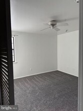 10 ROBERT TREAT PAINE in Gloucester Township, NJ - Building Photo - Building Photo