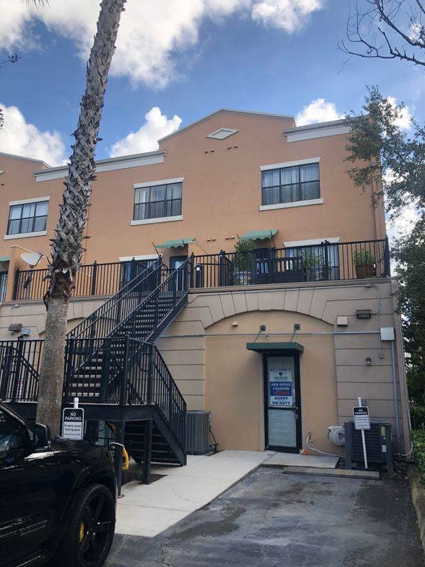 3744 Avalon Park E Blvd in Orlando, FL - Building Photo - Building Photo