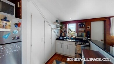 58 Atherton St in Somerville, MA - Building Photo - Building Photo