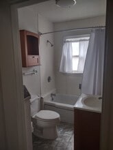 1416 Forrest St, Unit 1416 in Sidney, NE - Foto de edificio - Building Photo