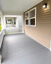 924 E Stewart St in Dayton, OH - Building Photo - Building Photo