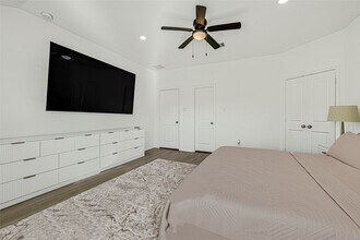 11235 Stirton Dr in Tomball, TX - Building Photo - Building Photo