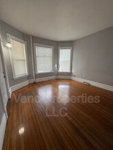 1075 Park Ave in Schenectady, NY - Building Photo - Building Photo