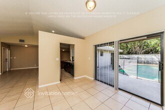 7195 NW 5th Ave in Boca Raton, FL - Foto de edificio - Building Photo