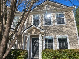 709 Outlook Way in Atlanta, GA - Building Photo