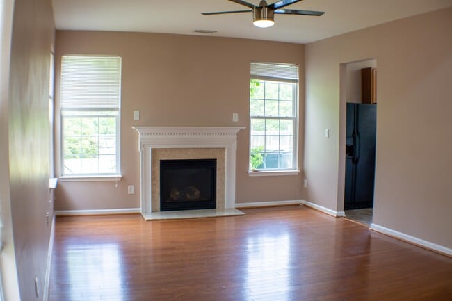 5145 Mabe Dr in Holly Springs, NC - Building Photo - Building Photo