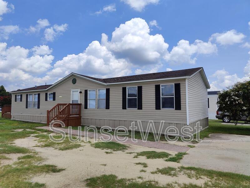 217 E Tower Ln in Rocky Mount, NC - Building Photo