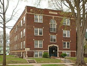 2008 Grand Ave in St. Paul, MN - Building Photo - Building Photo