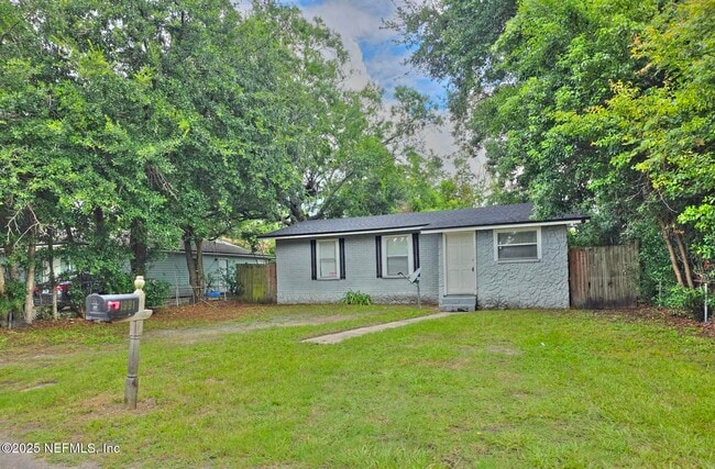 property at 1991 W 4th St