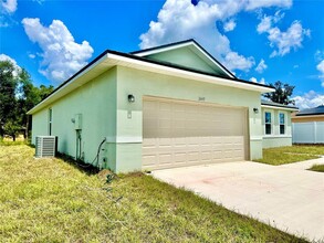 2645 SW 155th Ln in Ocala, FL - Foto de edificio - Building Photo