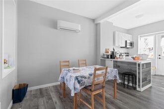 650 Dudley Av in Winnipeg, MB - Building Photo - Building Photo