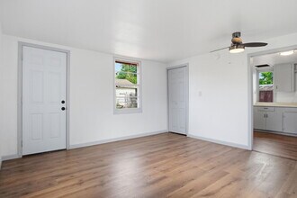 2228 SW Grand Blvd in Oklahoma City, OK - Building Photo - Building Photo