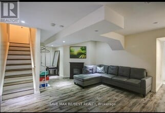 237 Shady Glen Cres in Kitchener, ON - Building Photo - Building Photo