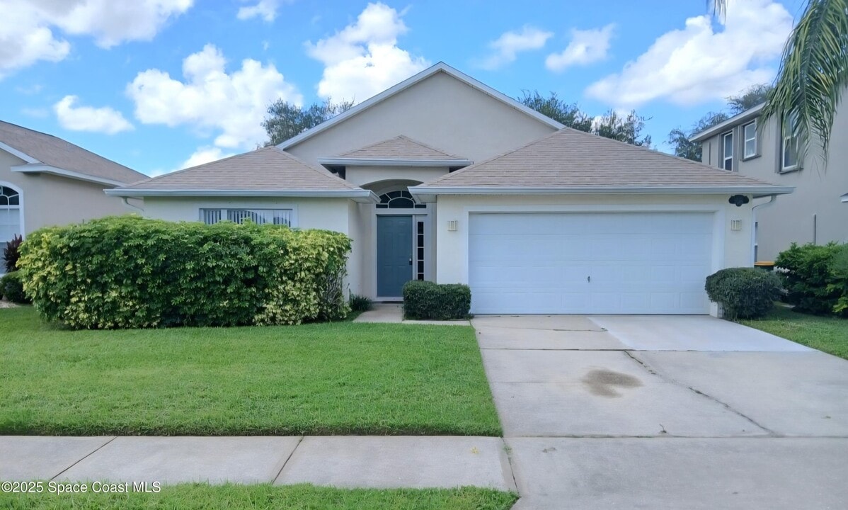 1152 Bainbury Ln in Melbourne, FL - Building Photo