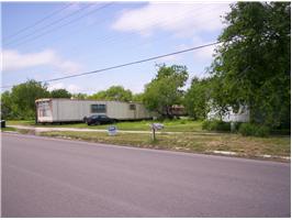 228 E Ailsie in Kingsville, TX - Building Photo