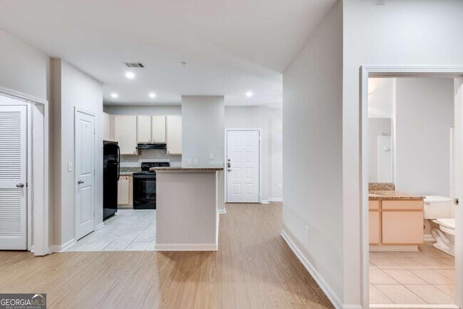 821 Ralph McGill Blvd NE in Atlanta, GA - Foto de edificio - Building Photo