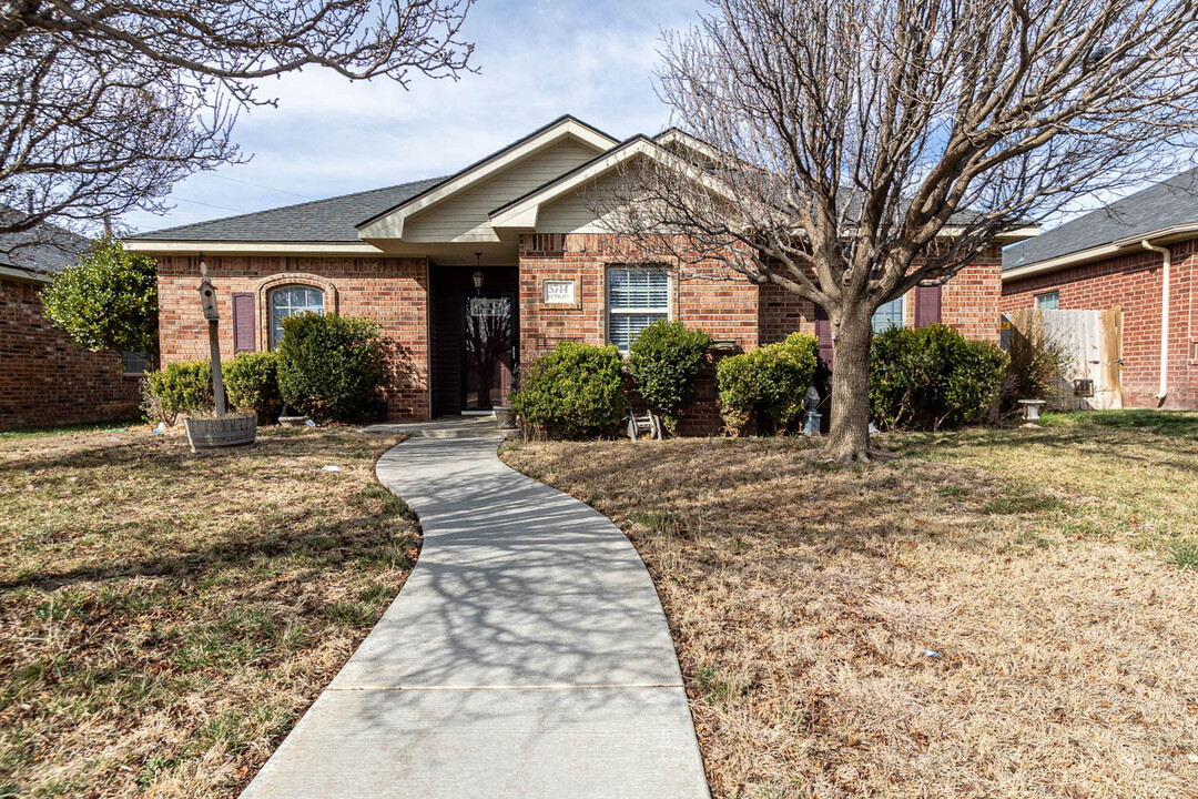 5714 Southlawn Cir in Amarillo, TX - Building Photo