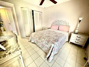 19 Golfs Edge in West Palm Beach, FL - Foto de edificio - Building Photo