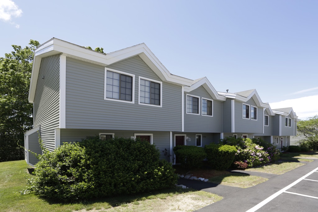 Wellington Hill Apartments in Manchester, NH