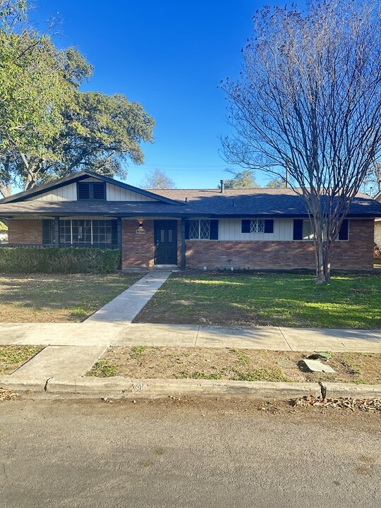 9714 Nona Kay Dr in San Antonio, TX - Building Photo