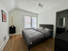 3960 3 Mile Dr in Detroit, MI - Building Photo