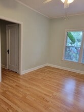 Sunfield Properties in Los Angeles, CA - Foto de edificio - Building Photo
