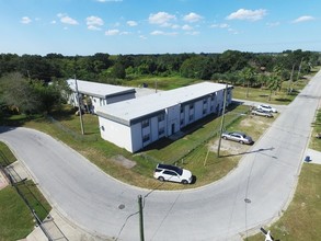 Cherry Oaks Apartments in Orlando, FL - Building Photo - Building Photo