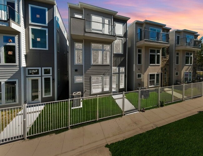 property at 4017 Ward St