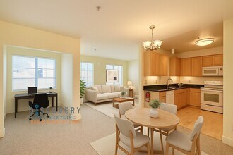 2407 Telegraph Ave in Oakland, CA - Building Photo - Building Photo