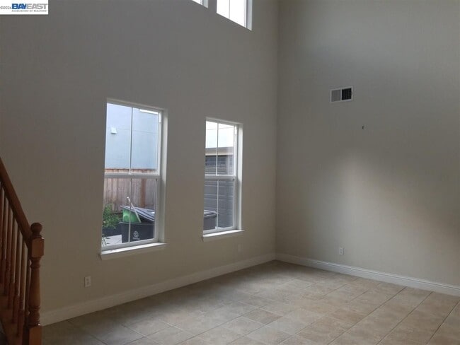 199 N Alta Dena St in Mountain House, CA - Building Photo - Building Photo