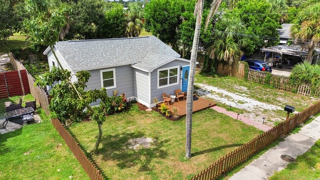 1815-1812 12th St S in St. Petersburg, FL - Building Photo - Building Photo