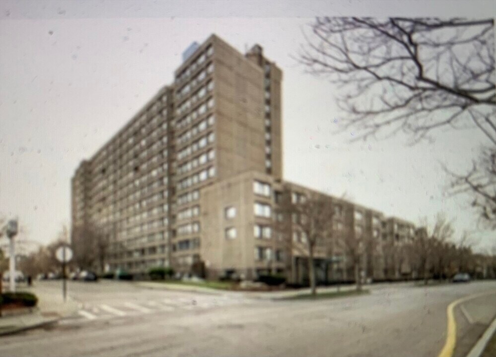 1731 Beacon St in Brookline, MA - Foto de edificio