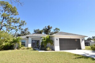 212 Antis Dr in Rotonda West, FL - Building Photo