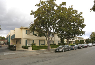 Colonial House South in San Jose, CA - Building Photo - Building Photo