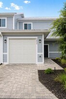 2604 Tanoak Ter in Winter Haven, FL - Building Photo