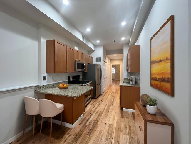 129 Willow Ave in Hoboken, NJ - Building Photo - Building Photo