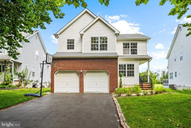 property at 98 Canal View Dr