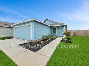 106 Nicholas Rd in Wharton, TX - Building Photo - Building Photo