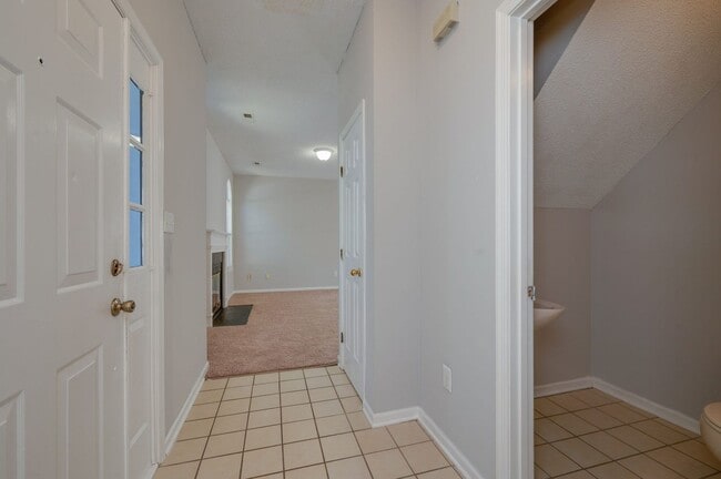 850 Worcester Way in Newport News, VA - Building Photo - Building Photo