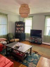 119 Amory St, Unit 1 in Cambridge, MA - Foto de edificio - Building Photo
