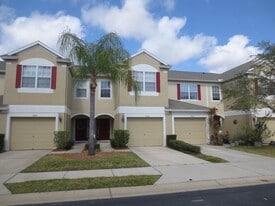 1038 Vista Cay Ct in Brandon, FL - Building Photo